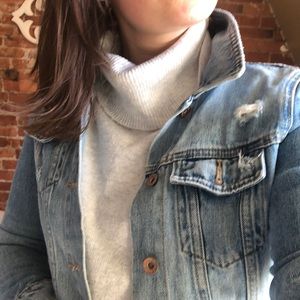 Jean jacket - washed denim